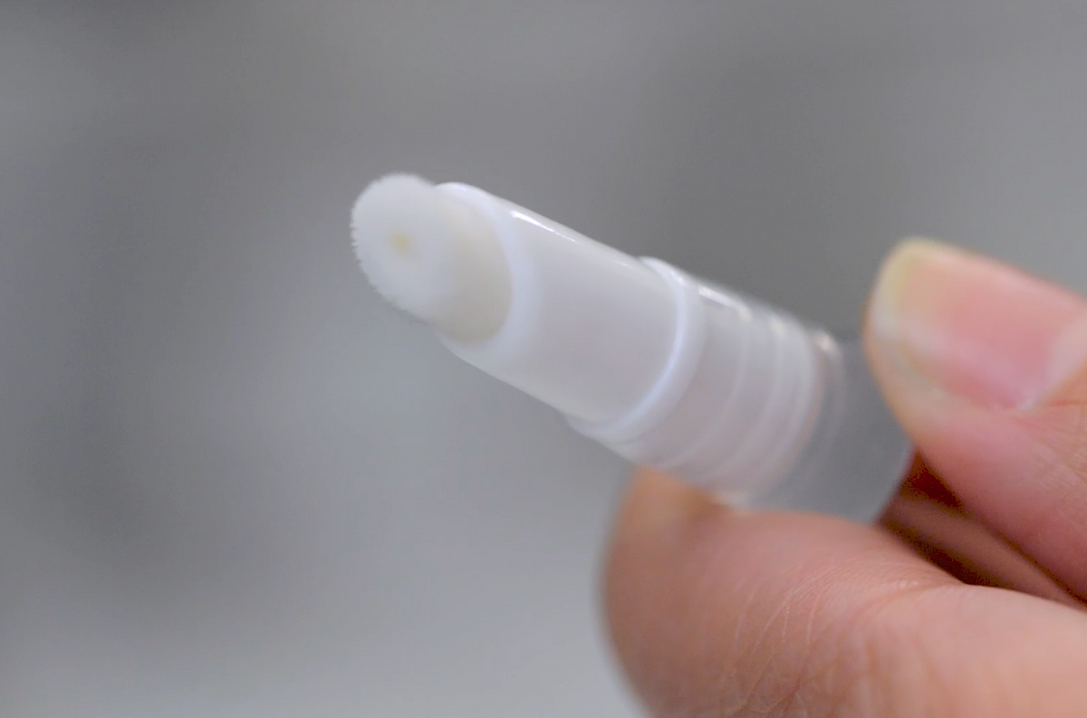 Clearista Compact Refining Pen® (0.07 fl. oz.)